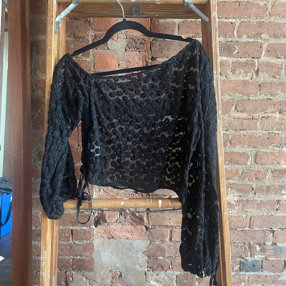 MAJORELLE // Black Top w/ Floral Detailing - Picture 8 of 9